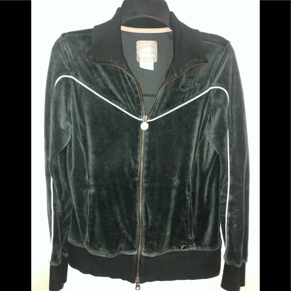 nike velour jacket
